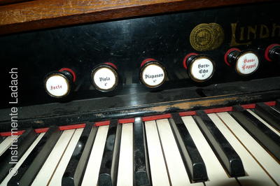 Lindholm Harmonium   